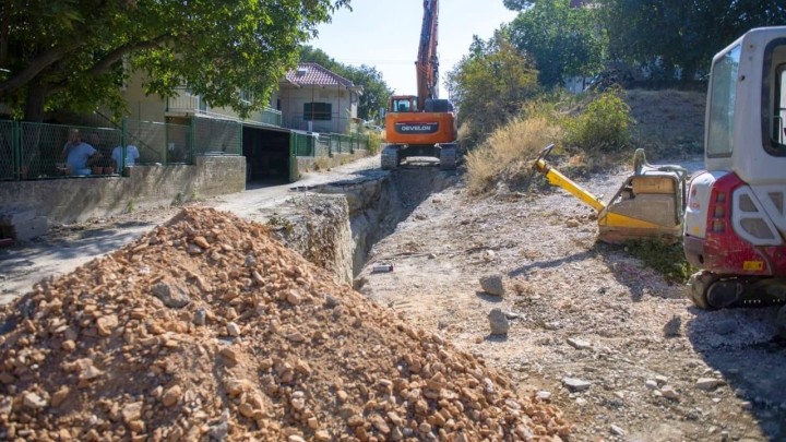 Kanalizacija i voda za sve: U Splitu je mukotrpni posao koji se ne vidi odrađen, sada su na redu bageri