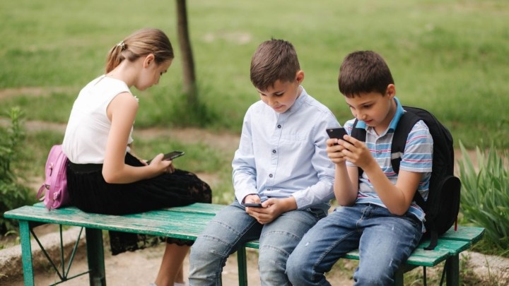 Na pomolu zabrana društvenih mreža mlađima od 13 i kod nas: 'Mi smo ti koji odlučujemo o pravilima'